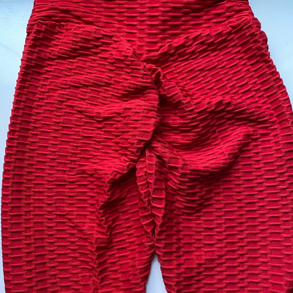 Red waffle leggings